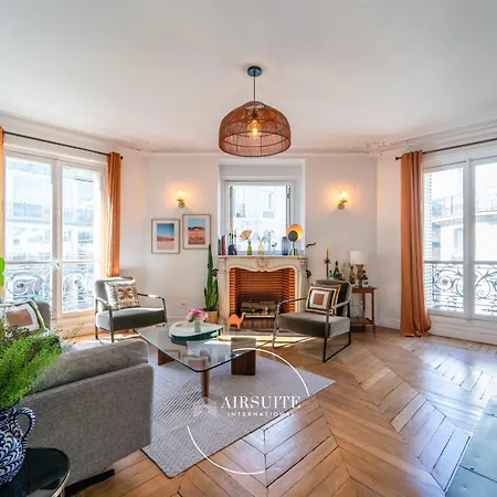 Arc De Triomphe Tranquility 2br By Airsuite Apartment Paris